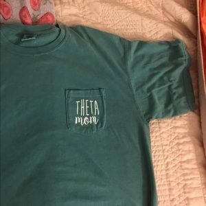 Kappa Alpha Theta mom t-shirt